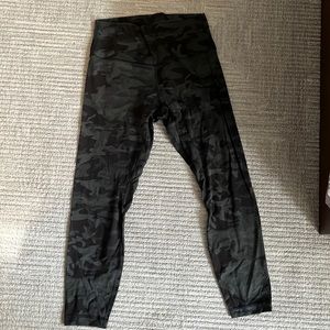 High rise, army print crop Lululemon leggings. Used in good condition.